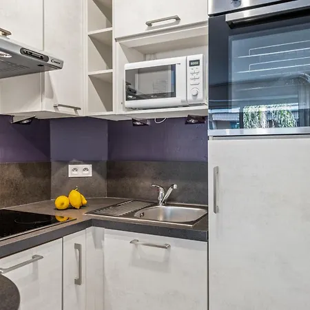 Admiral Plaza, 1 En Centre Ville, Parking & Acces Apartment *